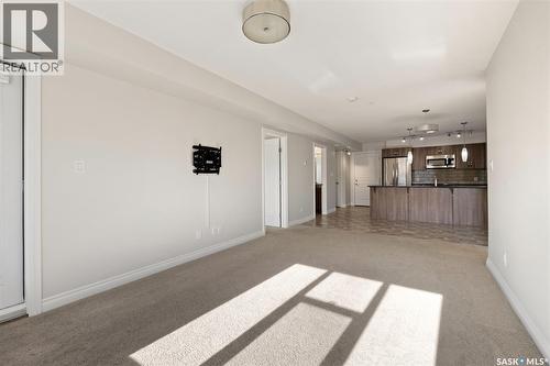 304 5303 Universal Crescent, Regina, SK 