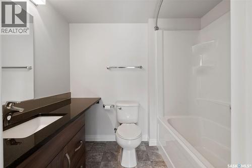 304 5303 Universal Crescent, Regina, SK 