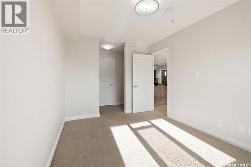 304 5303 Universal Crescent, Regina, SK 