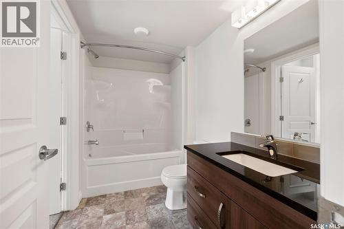 304 5303 Universal Crescent, Regina, SK 
