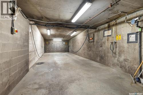 304 5303 Universal Crescent, Regina, SK 