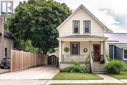 121 MILTON STREET Stratford, ON N5A 3V2