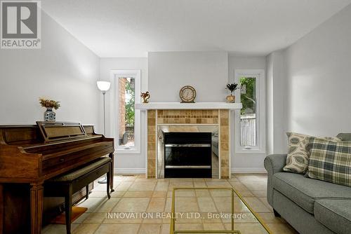 111 Beechfern Drive, Ottawa, ON 