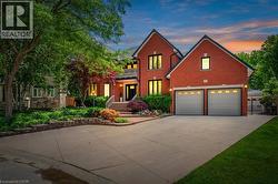 39 ELODIA Court E  Hamilton, ON L9C 7R2