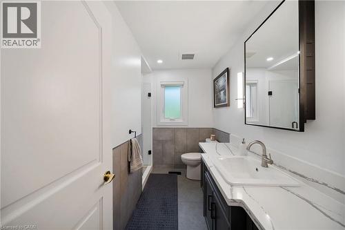 Bathroom - 39 Elodia Court, Hamilton, ON 