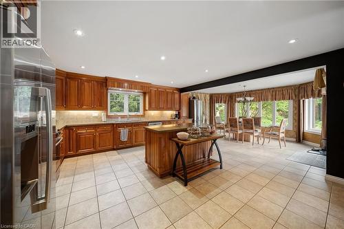 Kitchen - 39 Elodia Court, Hamilton, ON 