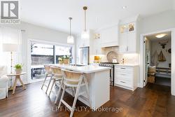 Gourmet Kitchen - 
