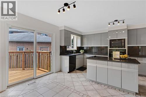8 Charlton Place, Cambridge, ON 