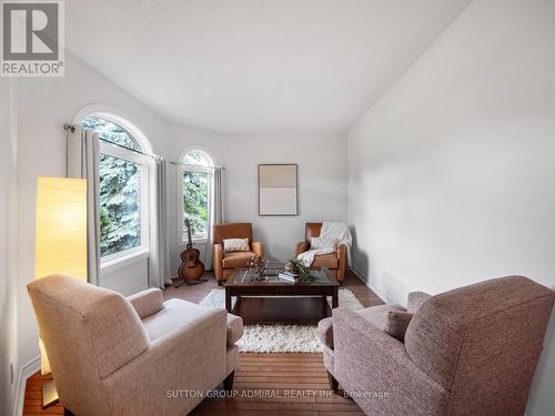 37 Nevada Crescent, Vaughan, ON 
