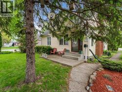 3803 WOODWARD BOULEVARD Windsor, ON N8W 2Z2