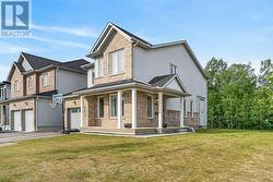 655 PERSIMMON WAY Ottawa, ON K1W 0T2
