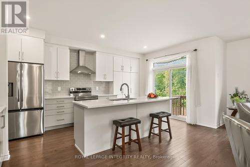 655 Persimmon Way, Ottawa, ON 