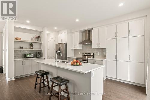 655 Persimmon Way, Ottawa, ON 