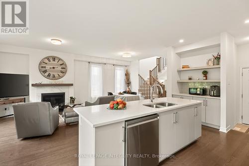 655 Persimmon Way, Ottawa, ON 