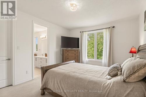 655 Persimmon Way, Ottawa, ON 