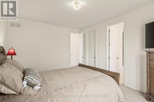 655 Persimmon Way, Ottawa, ON 