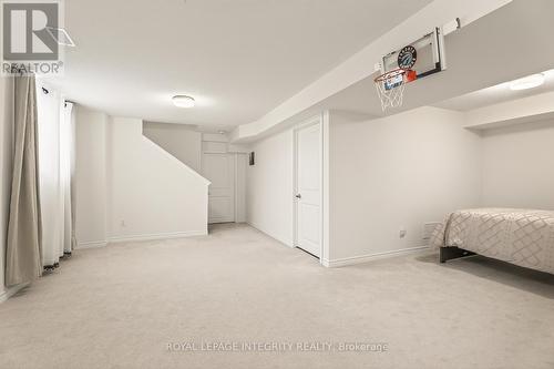 655 Persimmon Way, Ottawa, ON 