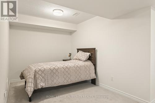 655 Persimmon Way, Ottawa, ON 