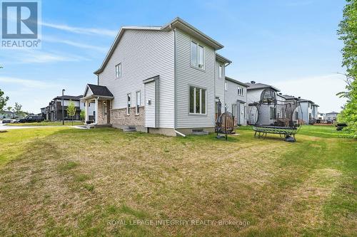 655 Persimmon Way, Ottawa, ON 