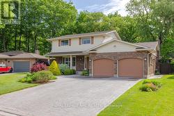 22 BUTLER CRESCENT St. Catharines (Lakeshore), ON L2M 7B3