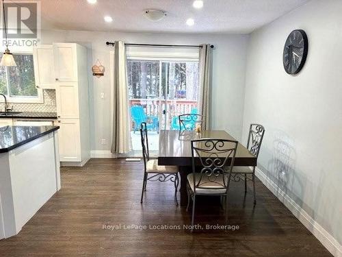 40 Rue Vanier, Tiny, ON 