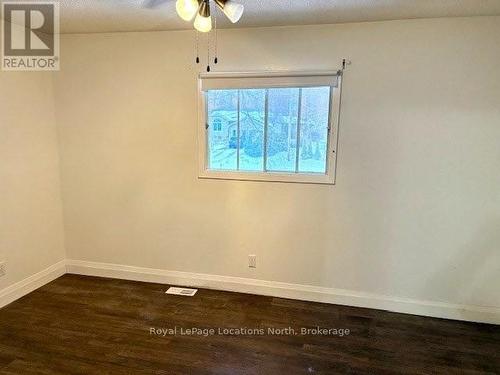 40 Rue Vanier, Tiny, ON 