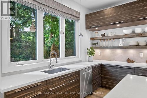 700 Hillcrest Road, Pickering, ON 