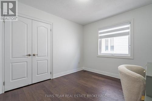 26 Kidd Crescent, New Tecumseth, ON 