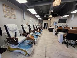 16248  Ellerslie Rd SW  Edmonton, AB T6W 1A4