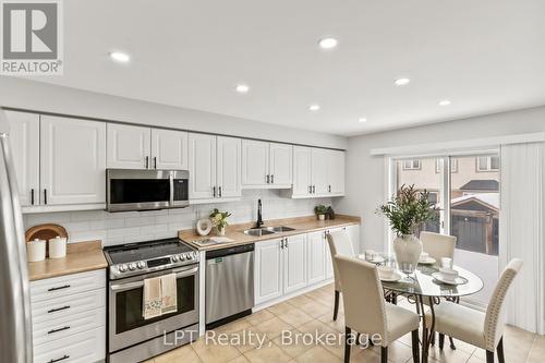 Kitchen - 52 Norland Circle, Oshawa (Windfields), ON 