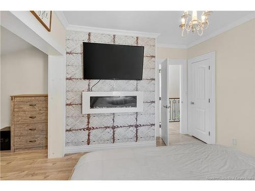 16 Duke St, Campbellton, NB 