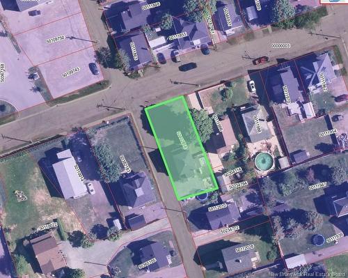 16 Duke St, Campbellton, NB 