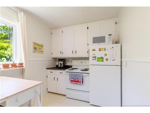 638 Hanson St, Fredericton, NB 