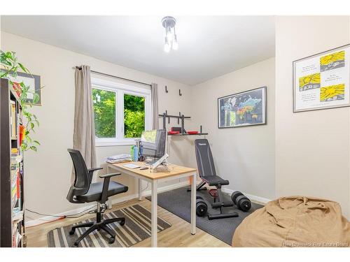 638 Hanson St, Fredericton, NB 