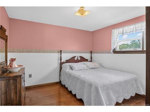 118 Hill Rd, Kingston, NB 