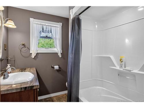 118 Hill Rd, Kingston, NB 