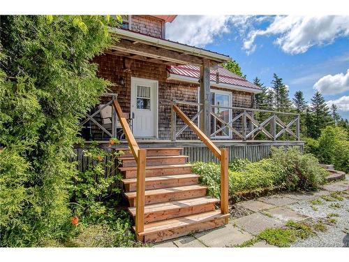 118 Hill Rd, Kingston, NB 