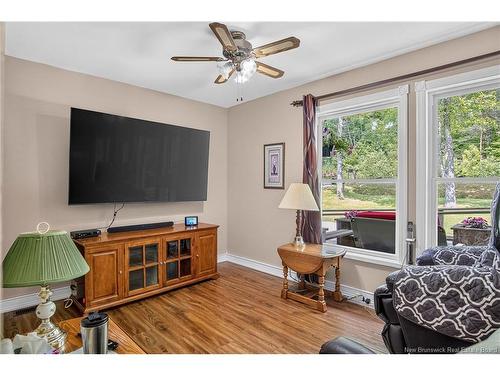 118 Hill Rd, Kingston, NB 
