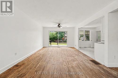 832 Rex Avenue, Ottawa, ON 