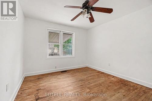 832 Rex Avenue, Ottawa, ON 