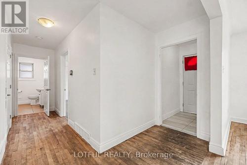 832 Rex Avenue, Ottawa, ON 