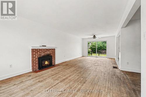 832 Rex Avenue, Ottawa, ON 
