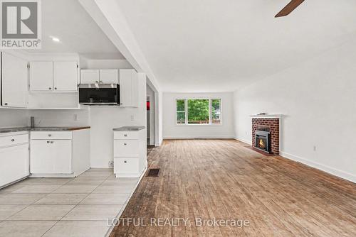832 Rex Avenue, Ottawa, ON 