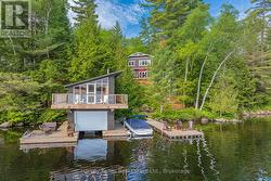 1059 BONA VISTA ROAD Lake Of Bays (Franklin), ON P1H 2J3