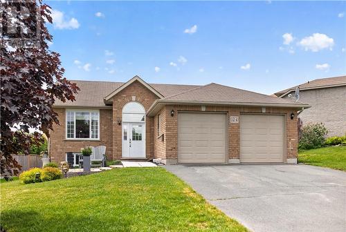 124 Bayside Crescent  Sudbury, ON P3B 0B9