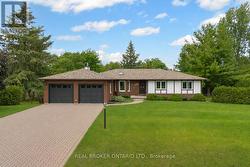7039 QUINNFIELD WAY Ottawa, ON K4P 1B7
