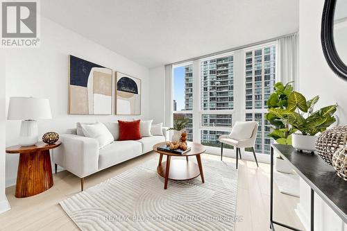 1206 - 18 HARBOUR STREET  Toronto, ON M5J 2Z6