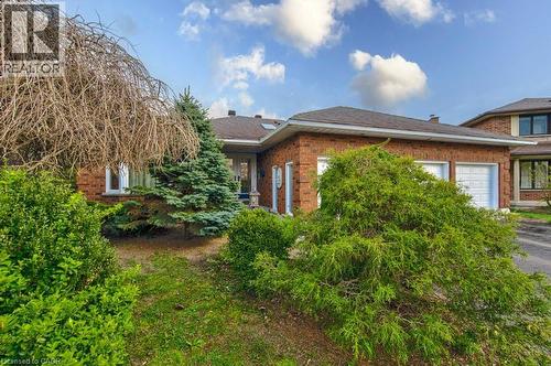 247 Rolling Acres Court, Kitchener, ON - Outdoor