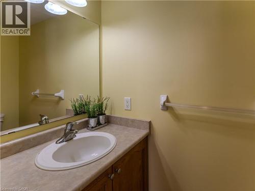 Bathroom - 212 Sleaford Street, Waterloo, ON 
