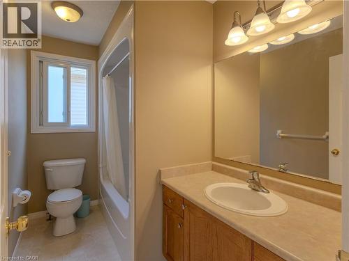 Bathroom - 212 Sleaford Street, Waterloo, ON 